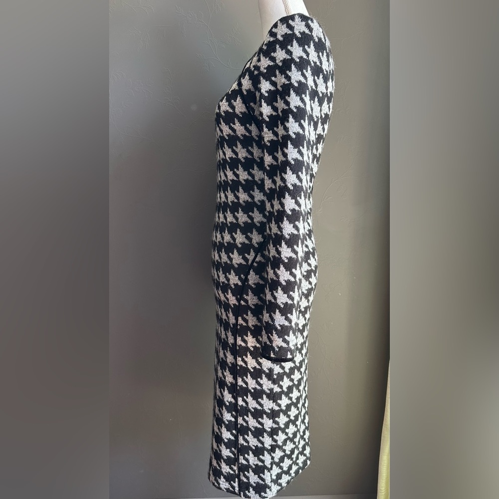 SOLD T’ameril Wool Dress - Picture 5 of 11